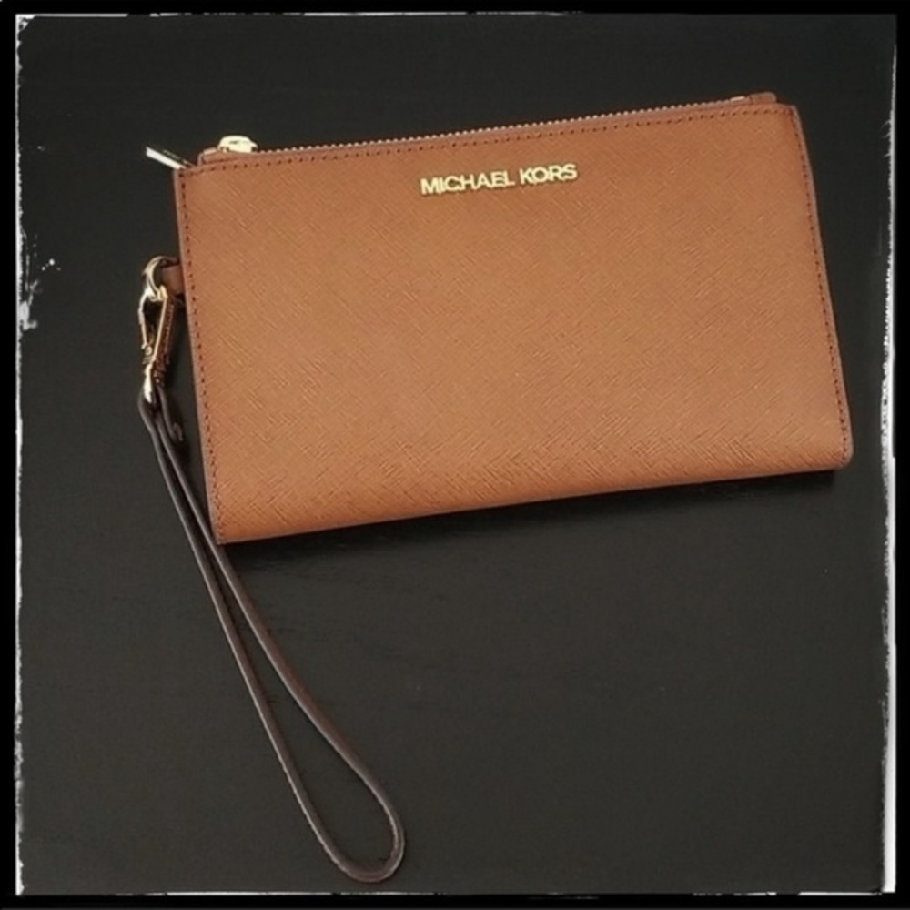 Michael Kors Jet Set Travel Dbl Zip Wristlet - Picture 1 of 6
